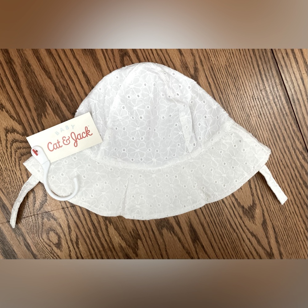 👶☀️BABYBONNET/SUNHAT☀️👶sz12-18M WHITE w/chinstrap 100%cotton🌟NWT🌟